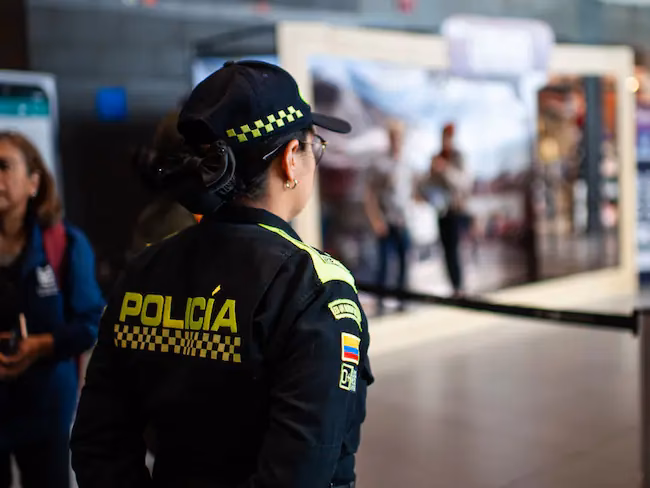 ¿Cuáles son los requisitos para que un policía se Pensione?