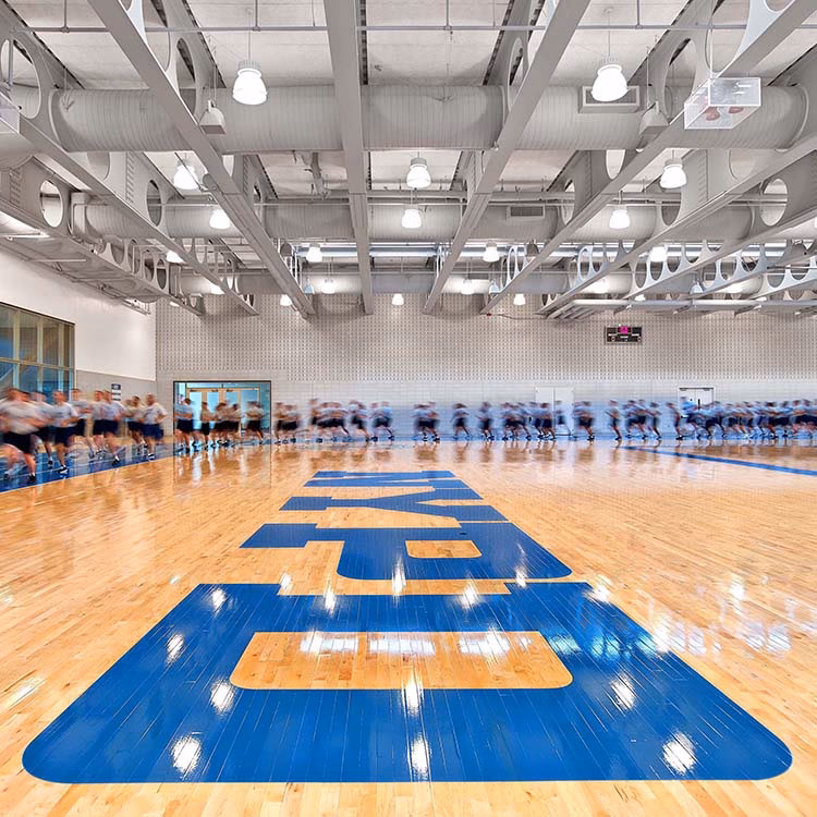 ¿Cuándo se realizan exámenes médicos en la Academia de Policía de New York State?