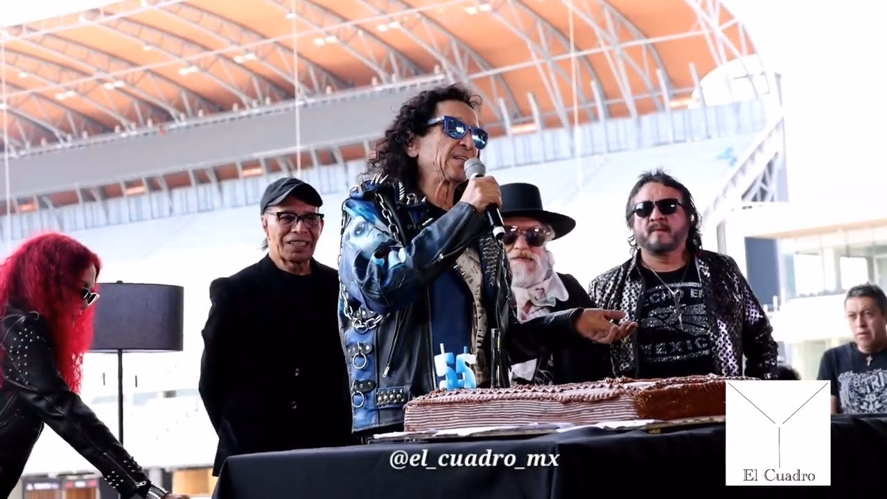 ¿Por qué Alex quiere ser policía?