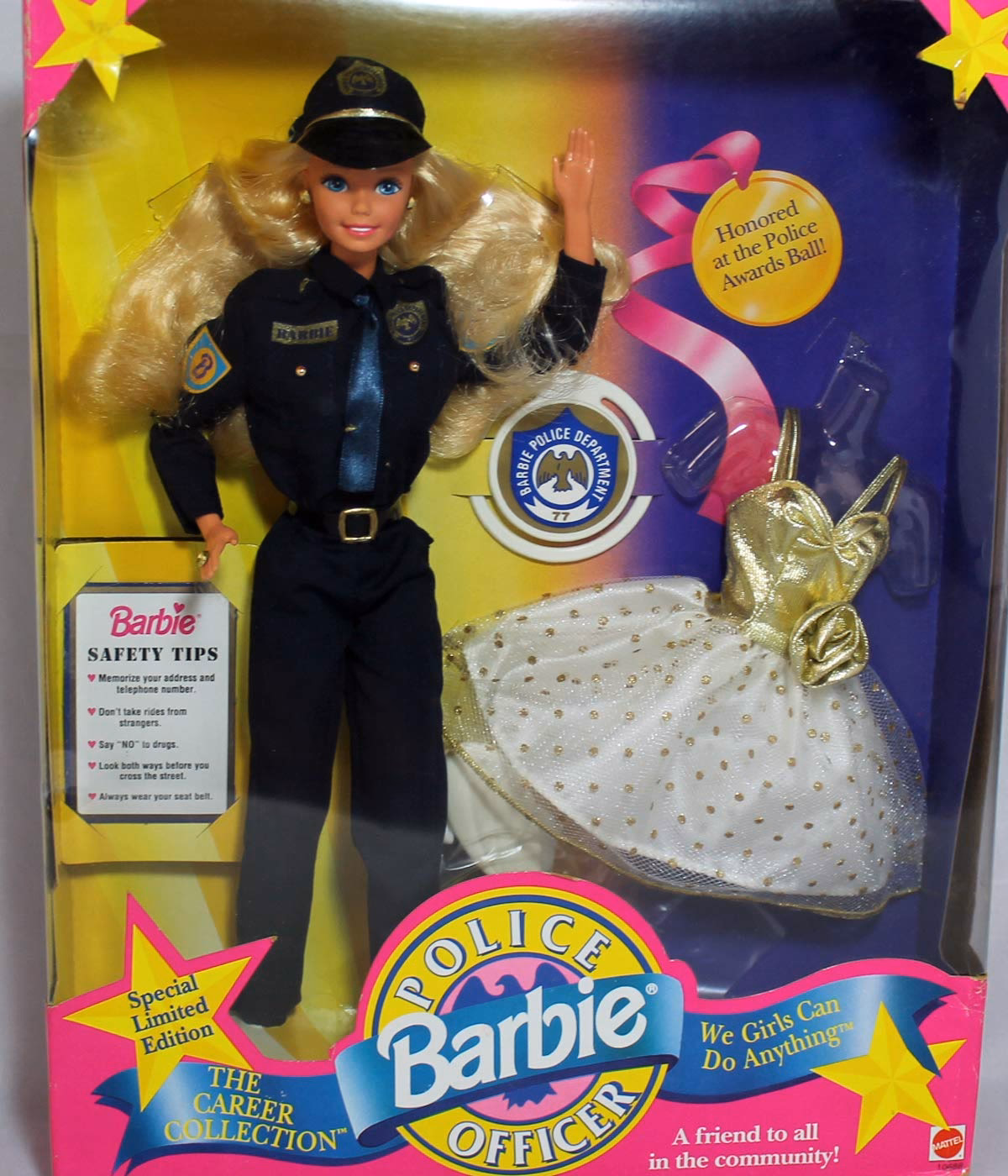 ¿Cuál es el cinturón de la Barbie policía?