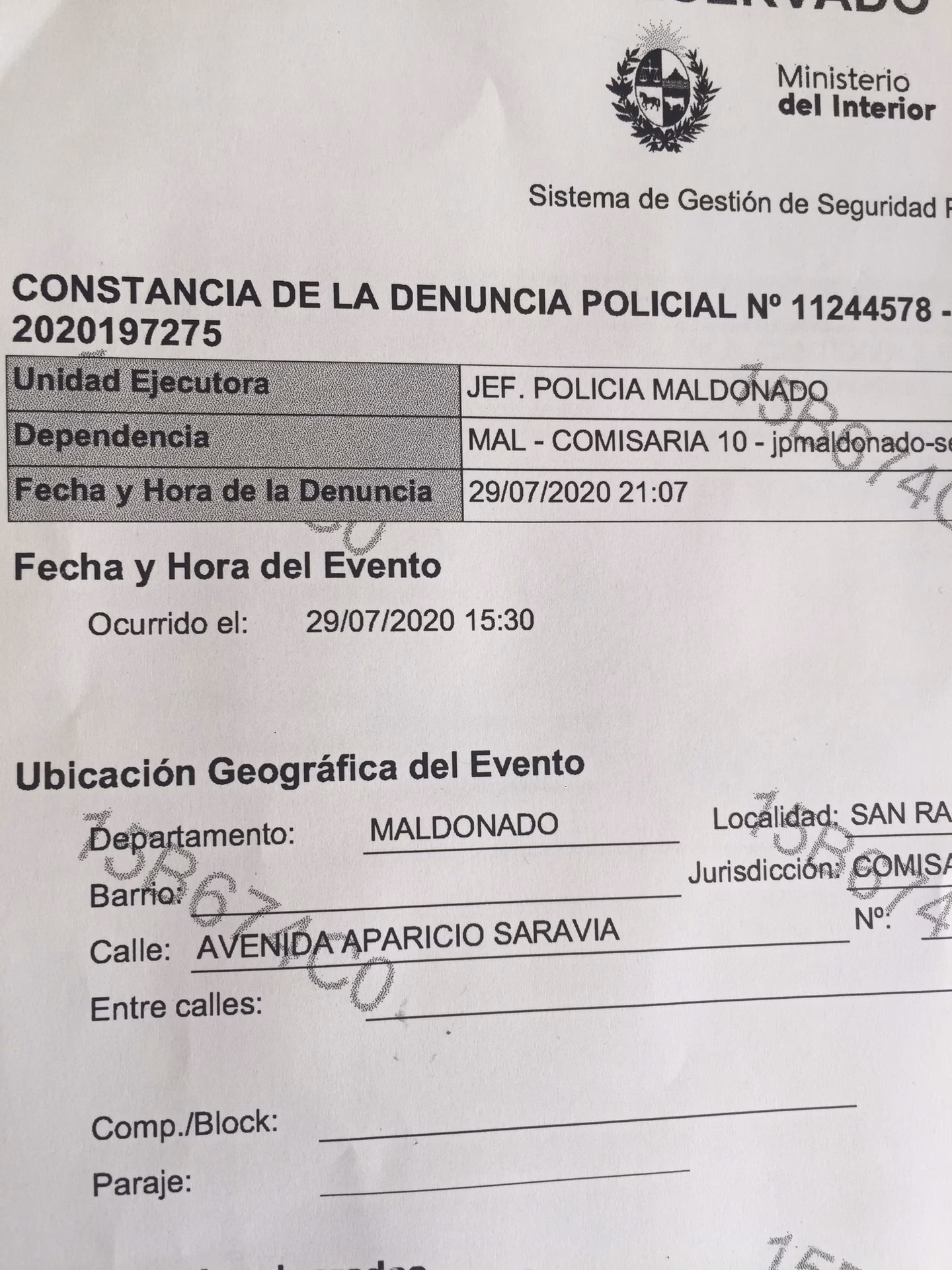 ¿Cómo denunciar la situación a la policía?