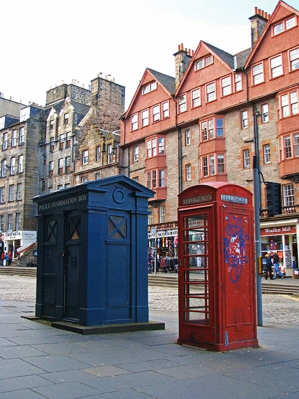¿Cómo se llama la cabina de Policía Azul?