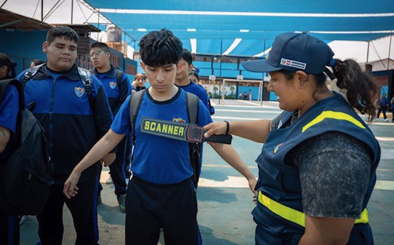 ¿Quién es la tesorera del Colegio Politécnico del Callao?