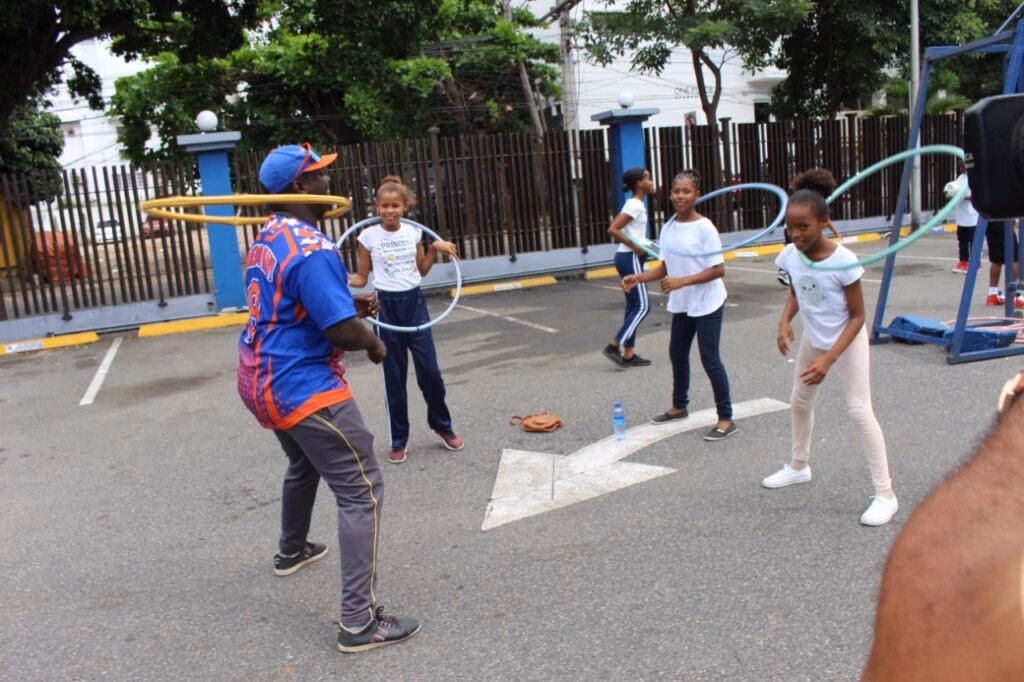 ¿Qué pasó con la policía en el campo de juego?