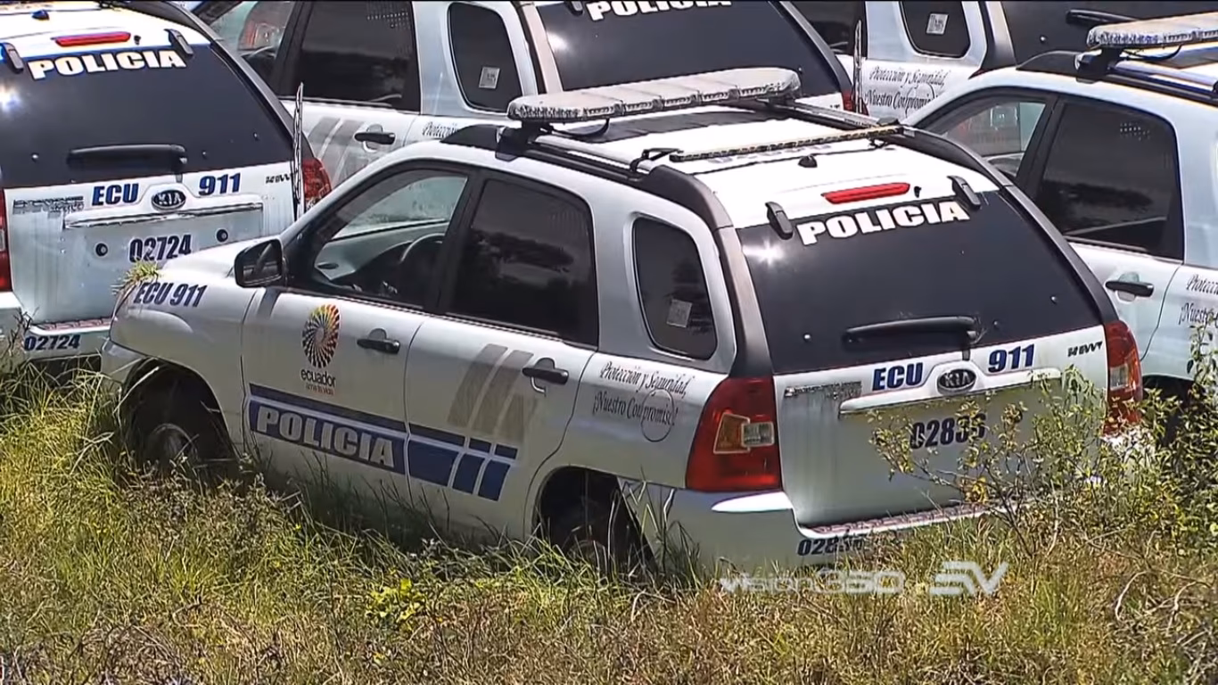 ¿Por qué hay vehículos abandonados y capturados en Rusia?