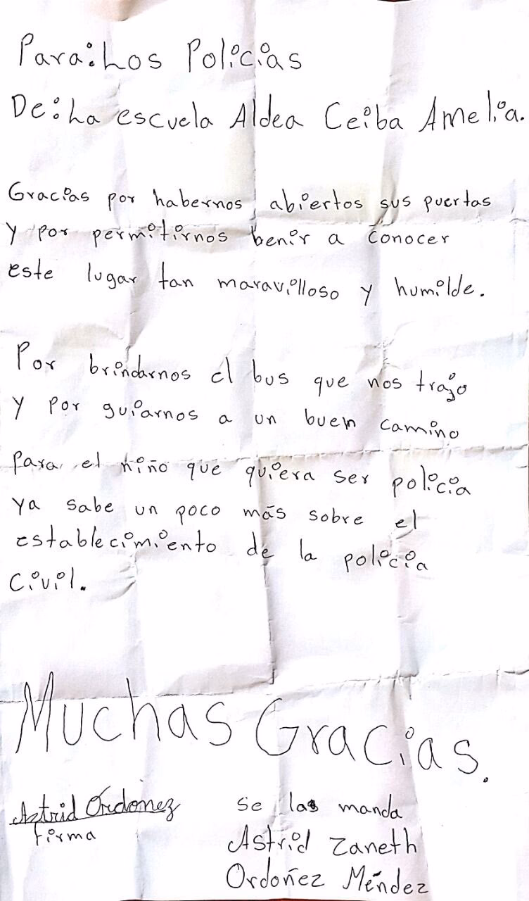 ¿Cómo agradecer a un policía?