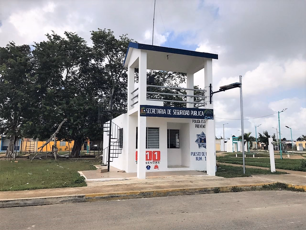 ¿Cuál es el tamaño de una caseta de vigilancia?