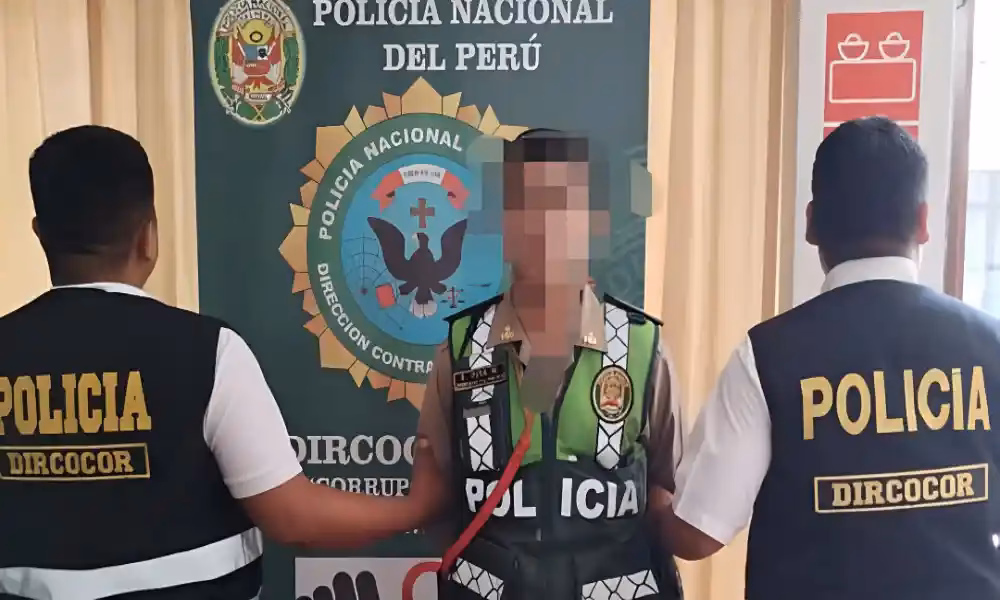¿Cuántos policías fueron detenidos por involucrarse en robo de droga a narcos?
