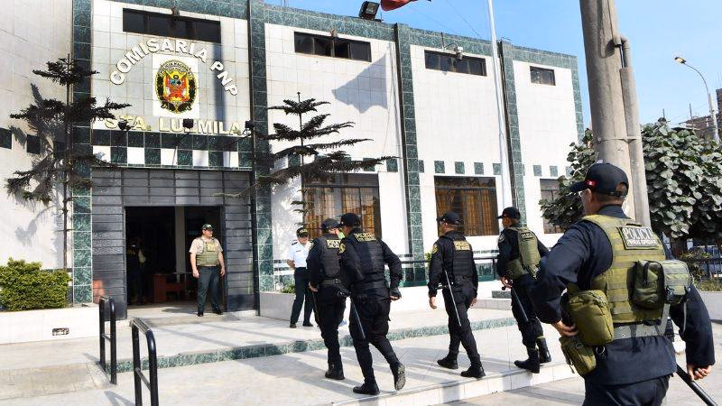 ¿Cómo posicionar a los 400 hombres que participaron en la operación policial?