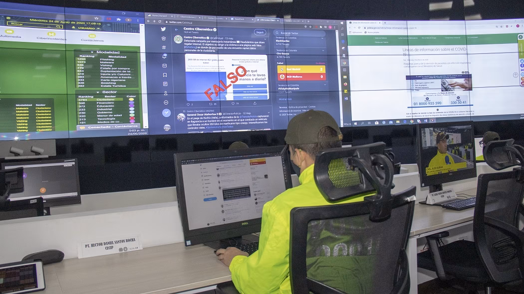 ¿Quién es el jefe del Centro Cibernético de la policía de Bogotá?