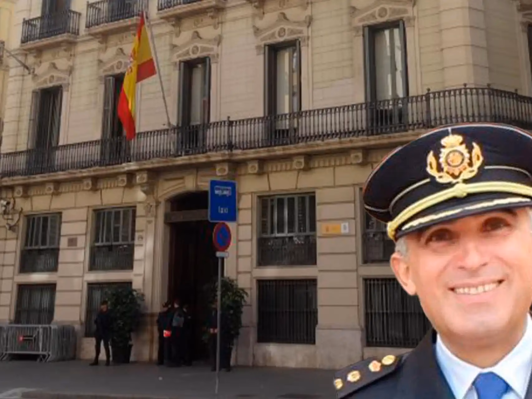¿Dónde se encuentran las comisarías de policía debarcelona?