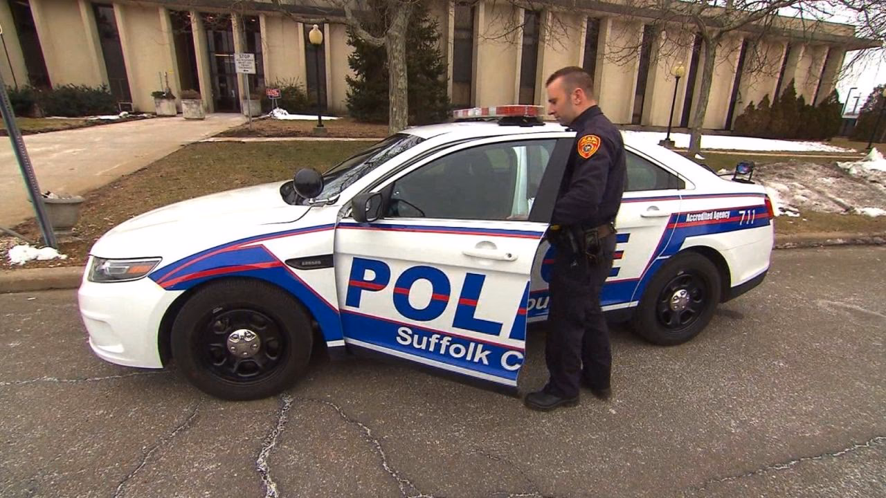 ¿Cómo saber si la policía busca a una persona?