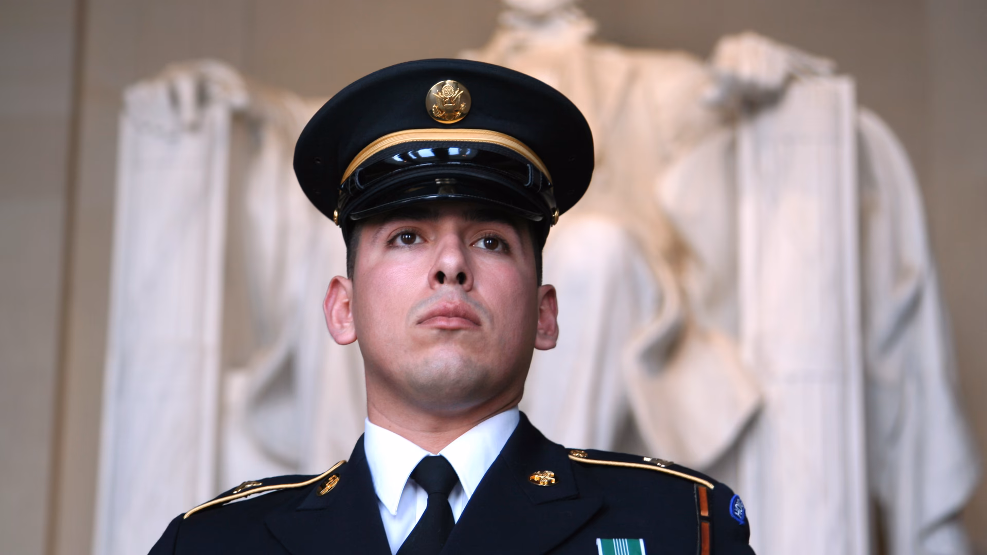 ¿Cuánto gana un policía en México?