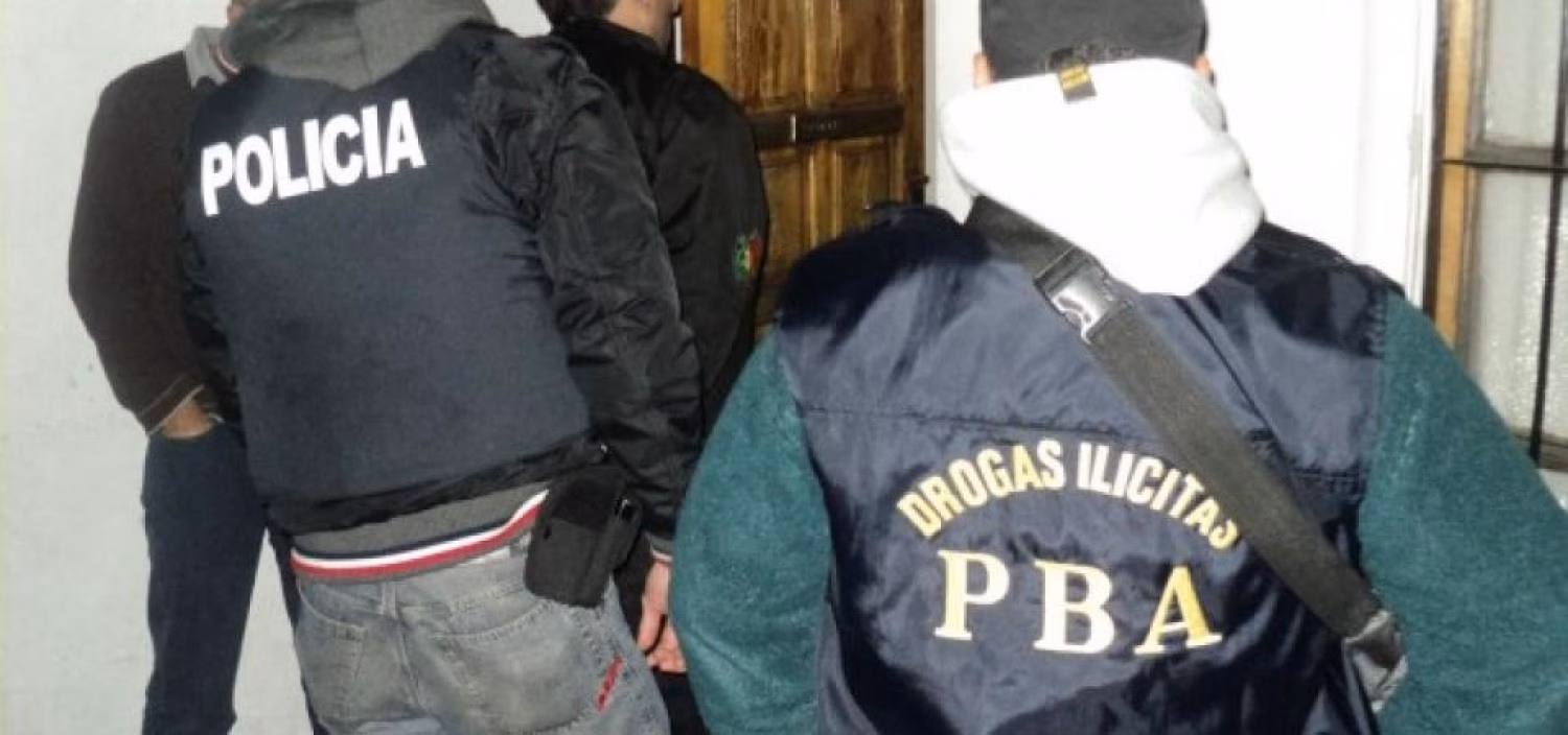 ¿Qué pasó con la policía de la RDA?