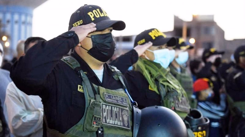 ¿Cómo hacer una denuncia a un efectivo policial?