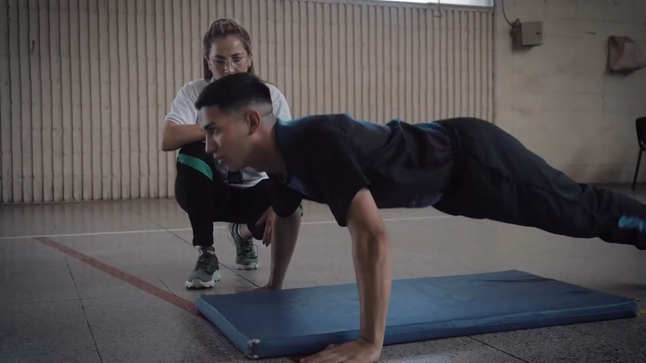 ¿Cómo se ejerce el poder del policía?