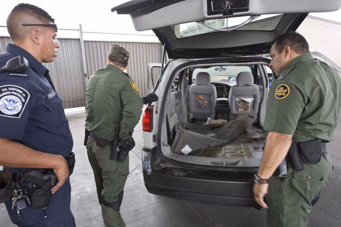 ¿Qué pasó con las fotos de las policías?