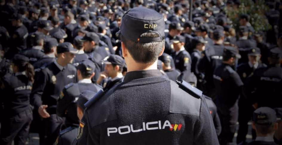 ¿Dónde se puede encontrar la Academia de oposiciones para la Policía Nacional?