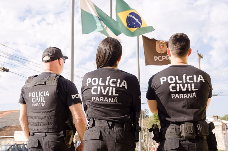 Quando foi sancionado o Estatuto da Polícia Civil do Paraná?