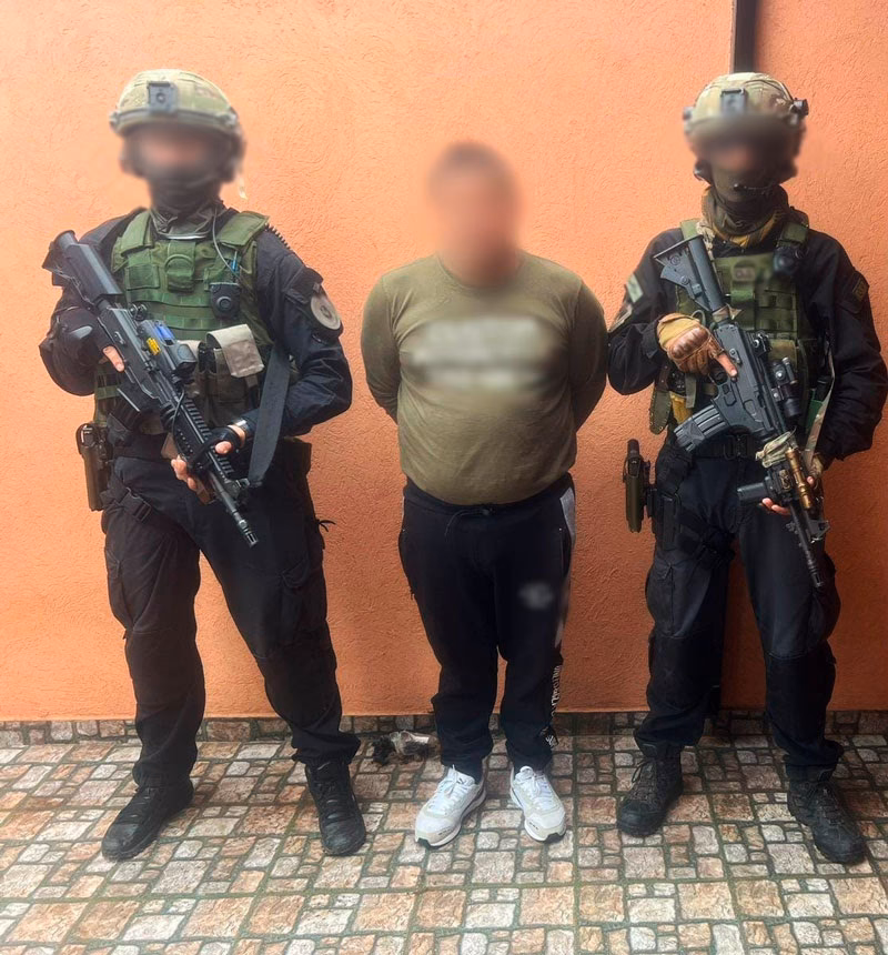 ¿Qué pasó con la mujer y el preso?