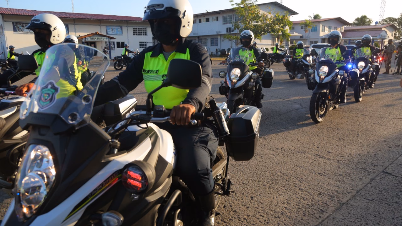 ¿Por qué es Panamá un país de tránsito?