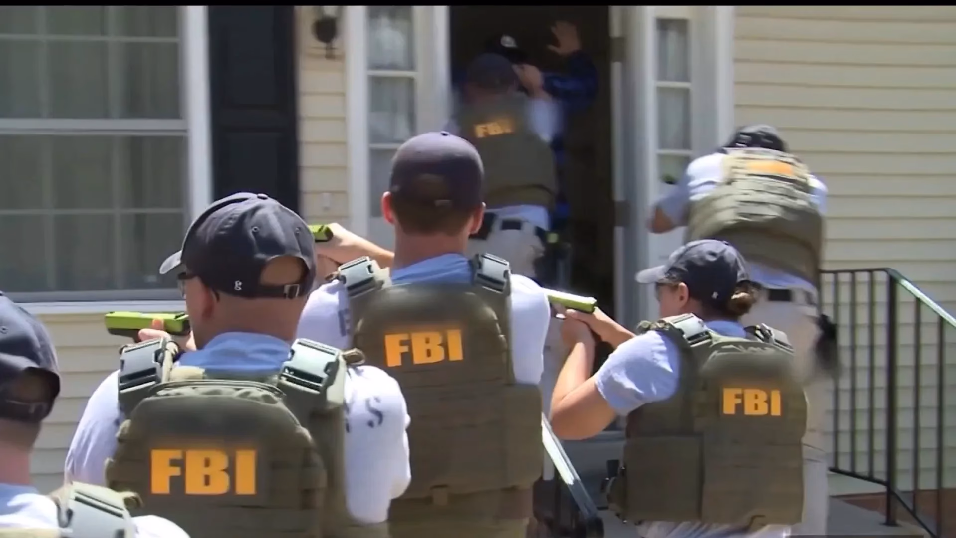 ¿Cuáles son los requisitos para trabajar en el FBI?