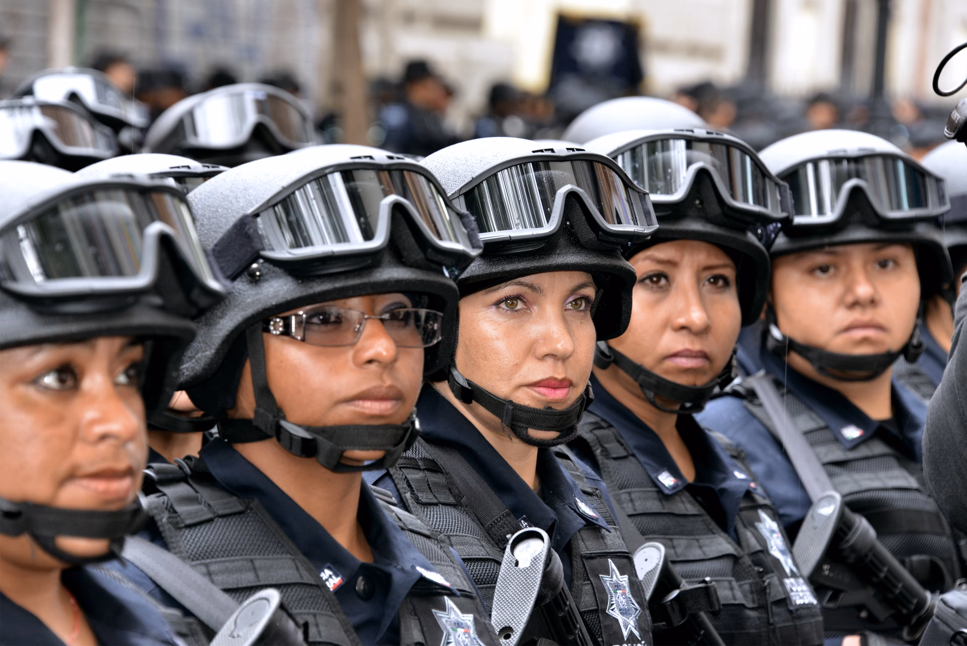¿Quiénes son las mujeres que trabajan en las fuerzas policiales y de seguridad federales?