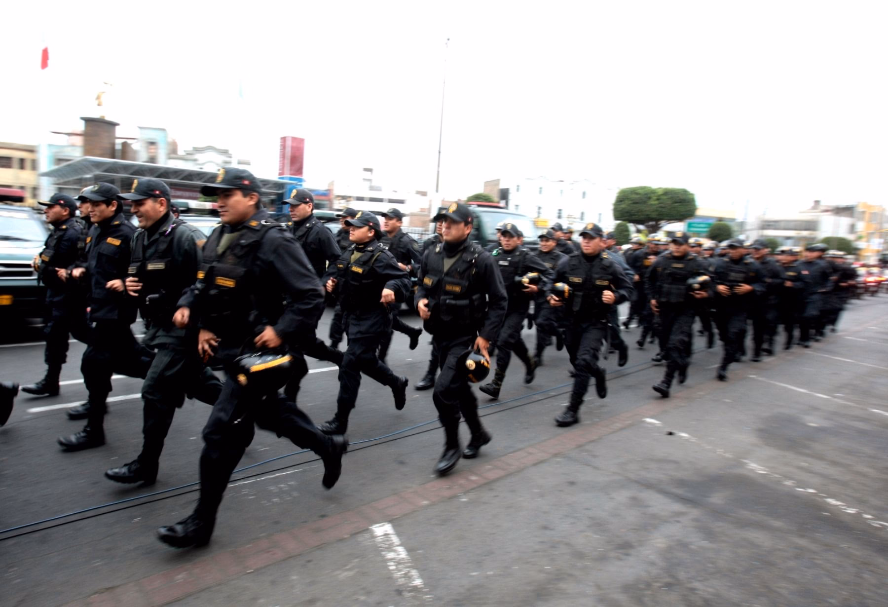 ¿Por qué es importante pagar policías de Franco cada 24 horas?