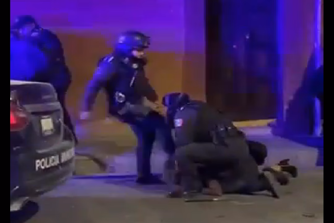 ¿Por qué la policía pagaba a otras mujeres?