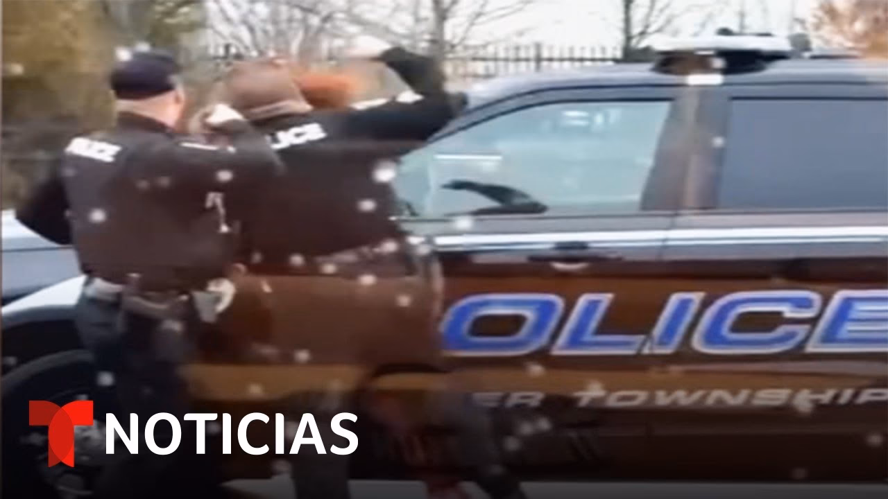 ¿Qué le pasó a un policía que le pegó una cachetada a una mujer?