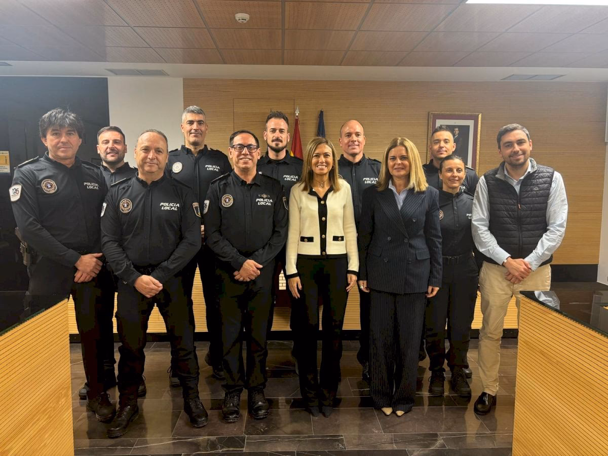 ¿Cuál es el número de contacto directo de la policía local de Almassora?