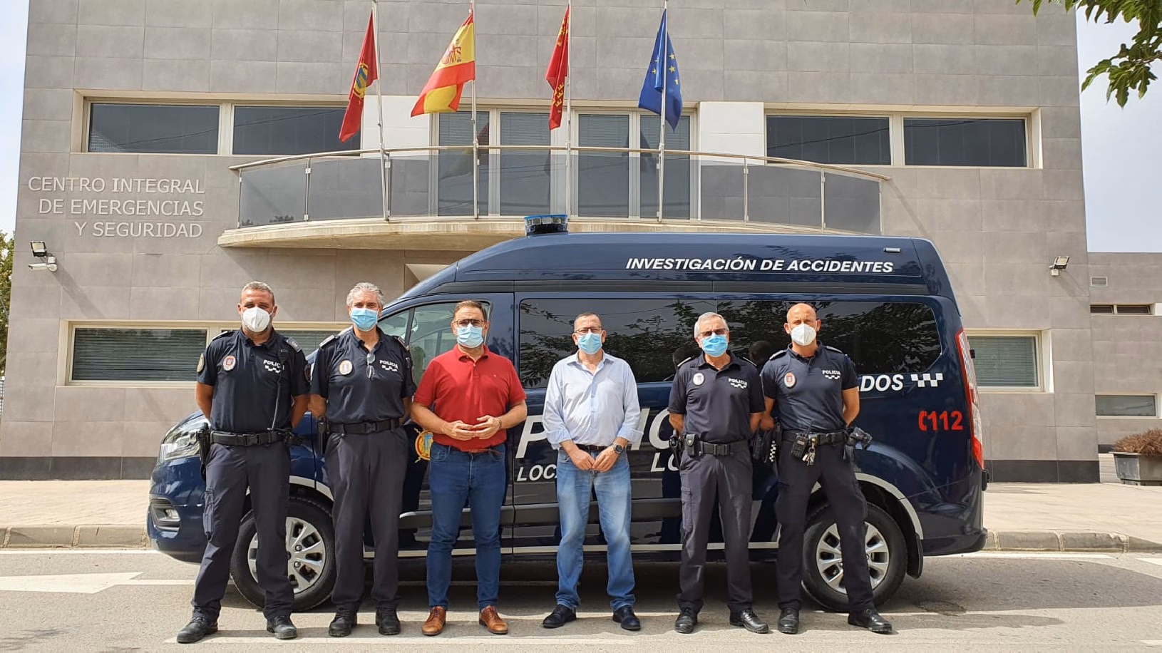 ¿Cuántos agentes tiene la policía local?