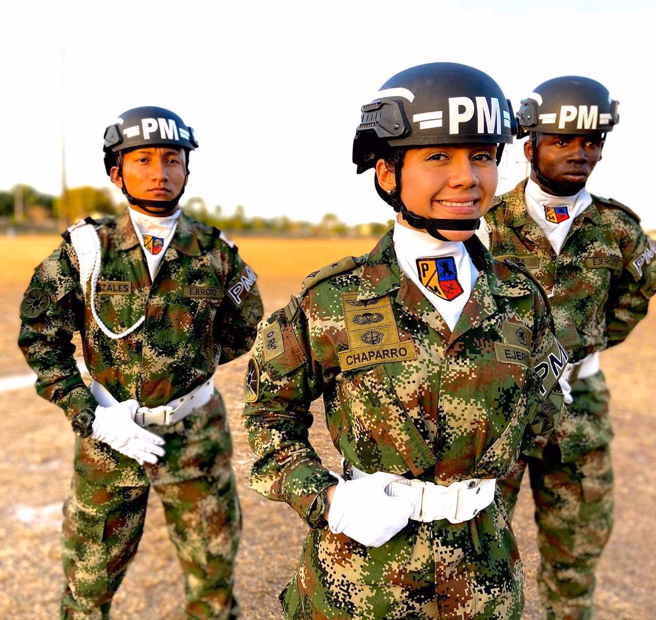 ¿Cuáles son las obligaciones de las mujeres en el ejército mexicano?