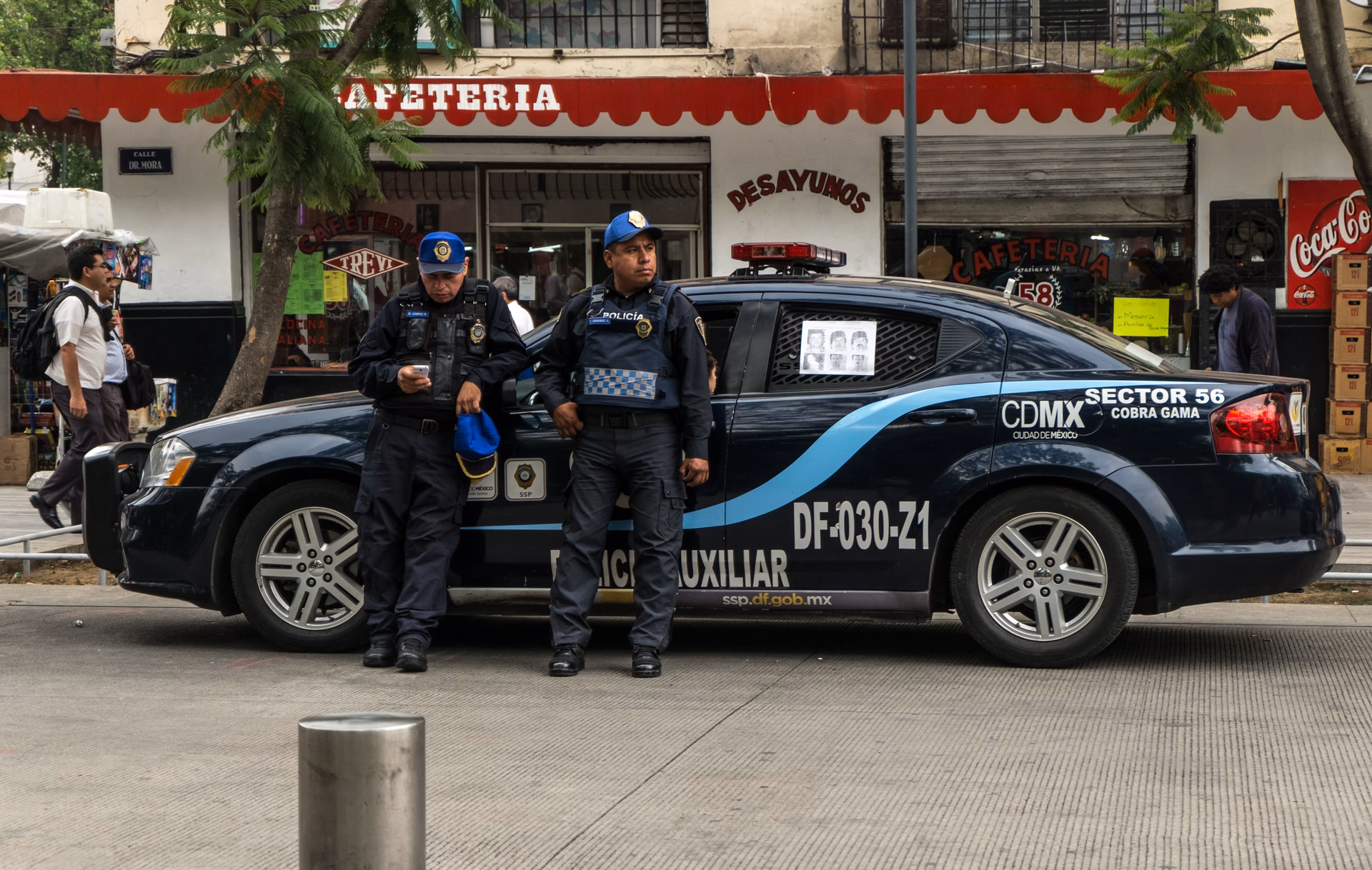 ¿Cuáles son los requisitos para ser policía municipal?