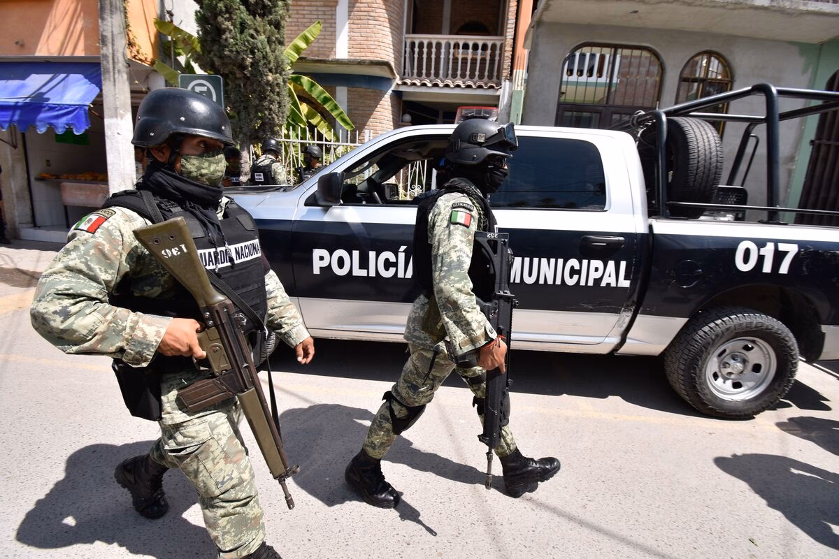 ¿Quiénes fueron asegurados por la Policía Municipal de Mazatlán?