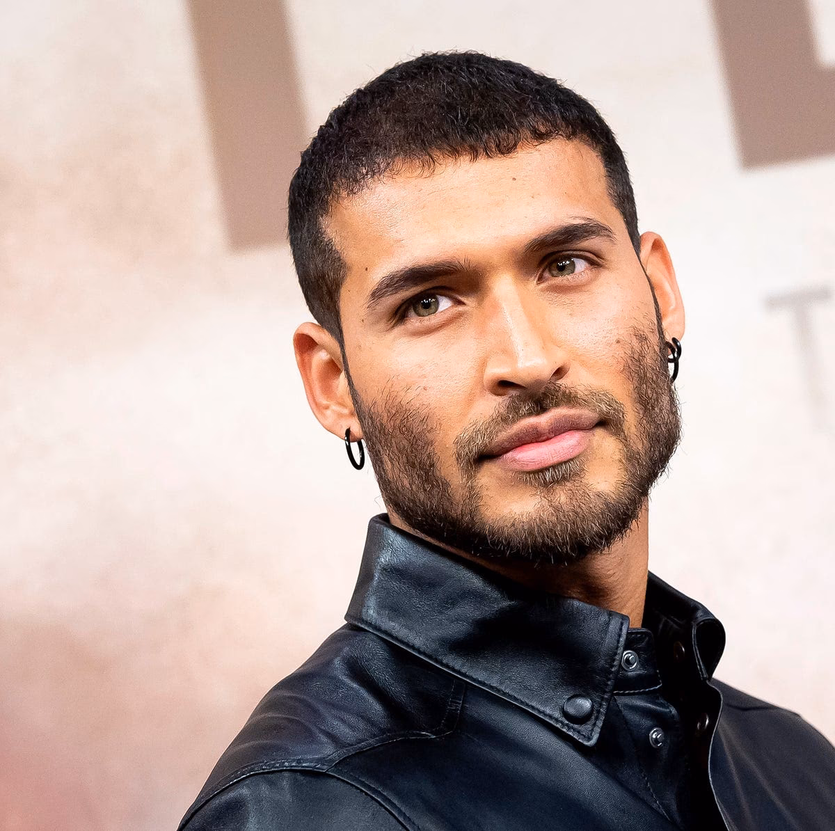 ¿Dónde se grabó 'Vivir sin permiso'?