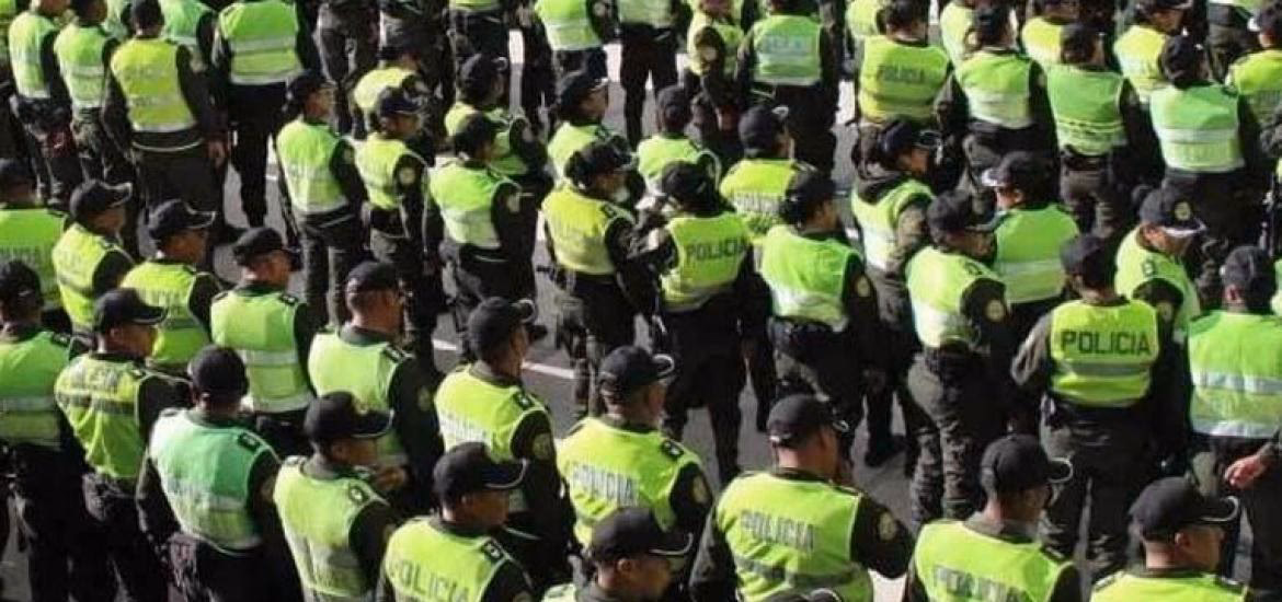 ¿Cuántos policías han sido capturados por delitos?