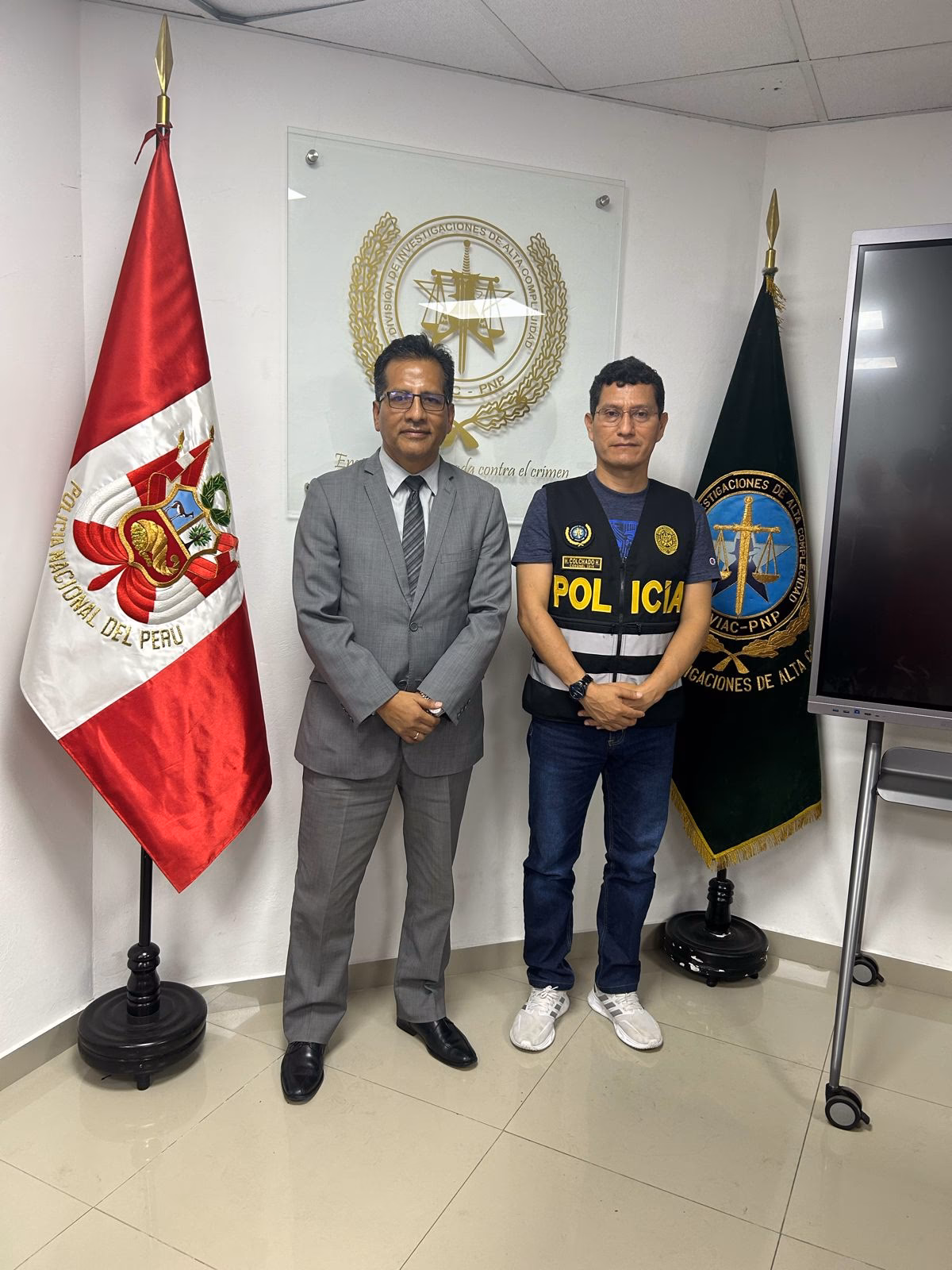 ¿Cuál es la función del procurador público?