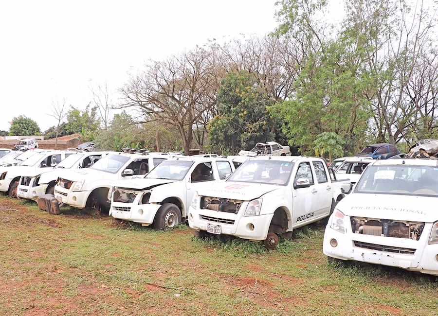 ¿Qué objetos subastan los pequeños departamentos de policía?