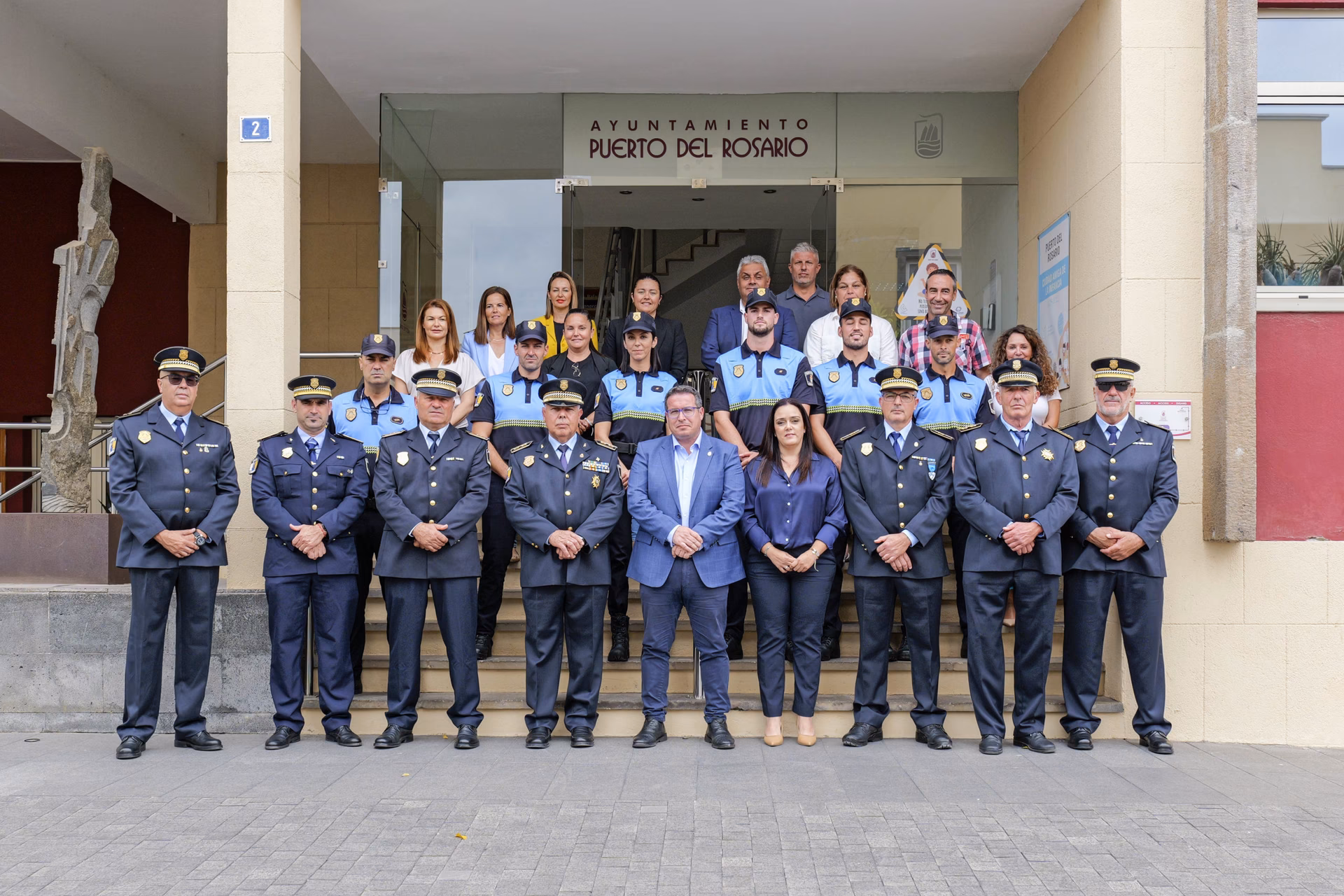 ¿Dónde se encuentra la comisaría de Policía Nacional de Puerto del Rosario?