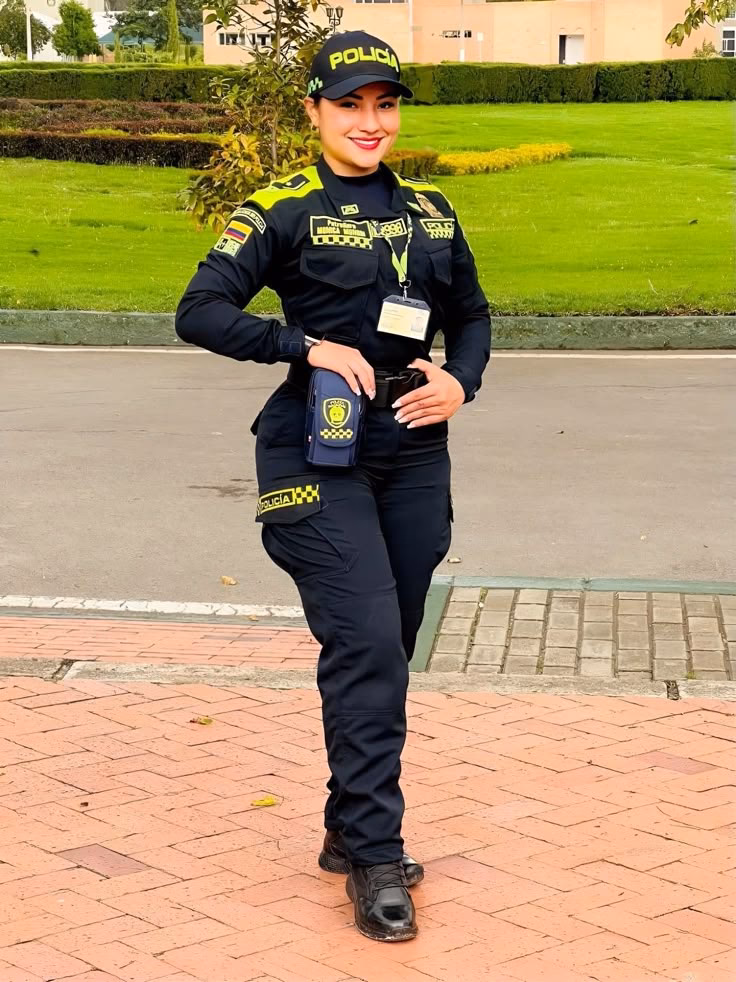 ¿Por qué cambia el uniforme de la policía enColombia?